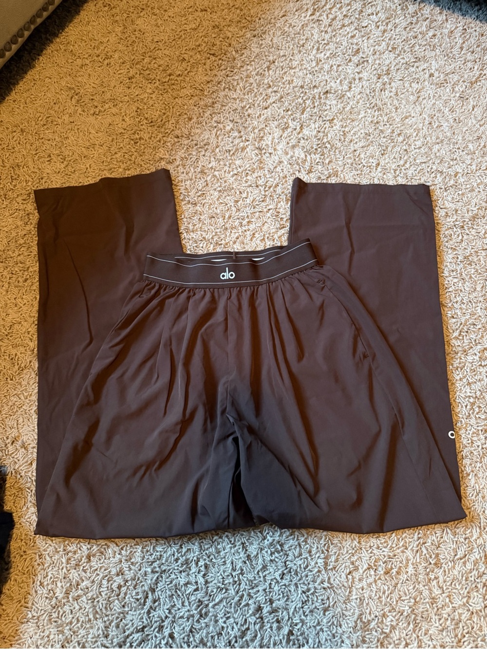 ALO suit up pants
